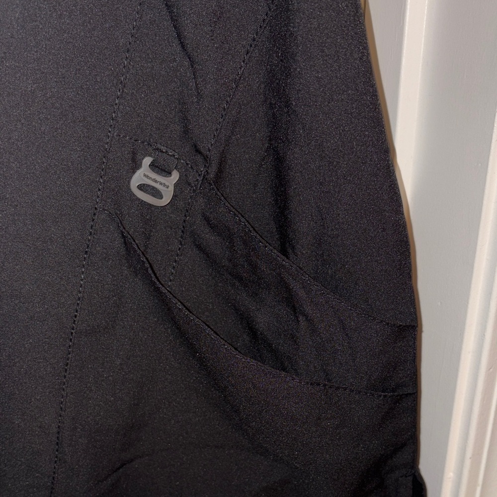 Women’s Black V-Neck Scrub Top - Picture 4 of 12